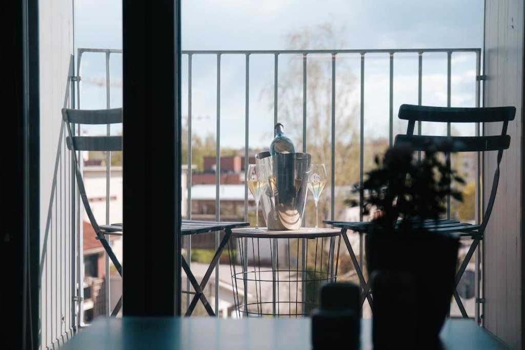 Elegant Penthouse Loft - Near The Airport Vantaa